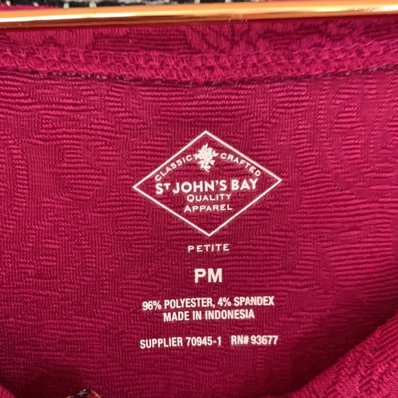 Size Petite Medium St. John’s Bay beautiful Top - Picture 2 of 4